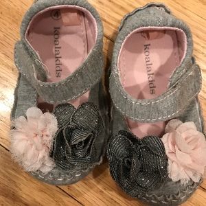 Koala Kids Shoes Size 4